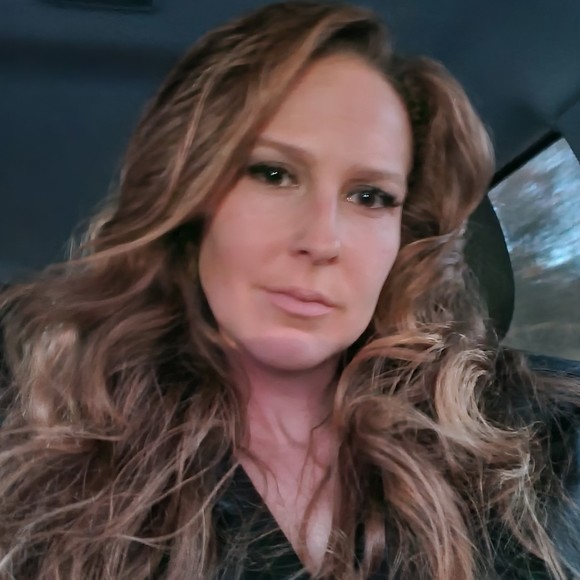 Meet your Posher, Veronica - Picture 1 of 1